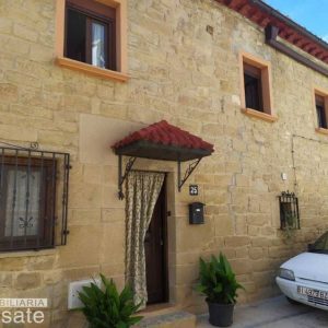 Calle La Iglesia, 25